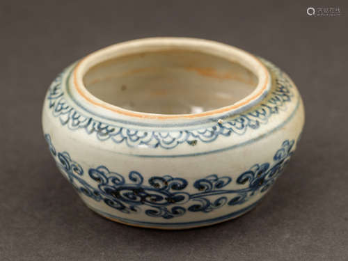 Chinese Antique Ming Dynasty Blue and White Porcelain Brush Washer