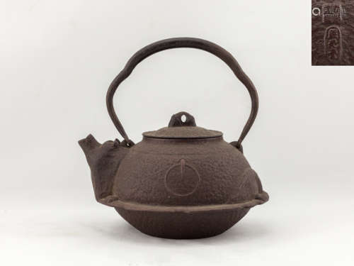 Japanese Antique Casted Iron Teapot
