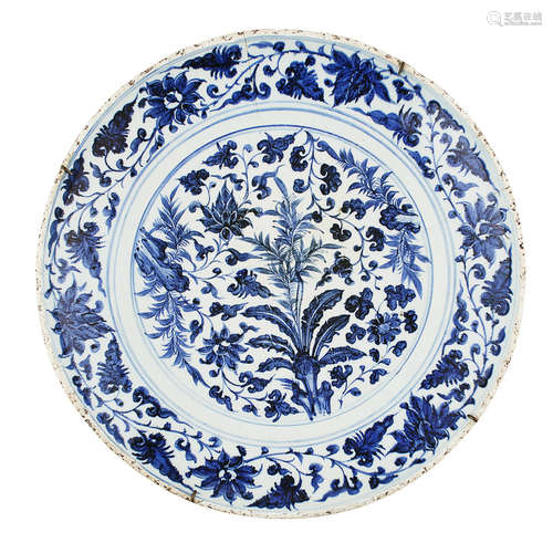 EXTREMELY RARE BLUE AND WHITE CHARGER YUAN DYNASTY