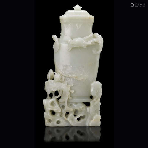 CARVED WHITE JADE 'DRAGON AND PHOENIX' COVERED VASE QIANLONG/JIAQING PERIOD