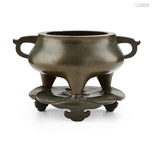 BRONZE TRIPOD CENSER AND STAND XUANDE MARK BUT 18TH CENTURY