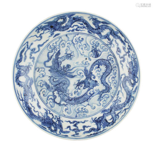 MAGNIFICENT BLUE AND WHITE 'DRAGON' DISH CHENGHUA SIX-CHARACTER MARK AND OF THE PERIOD