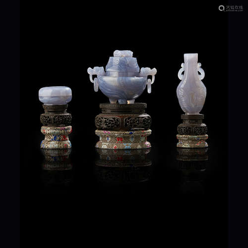 BLUE AGATE SCHOLAR'S SET QING DYNASTY