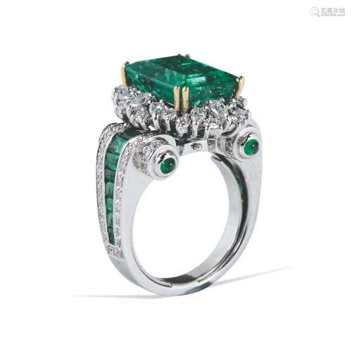 A Colombian emerald and diamond ring. R.A.G report