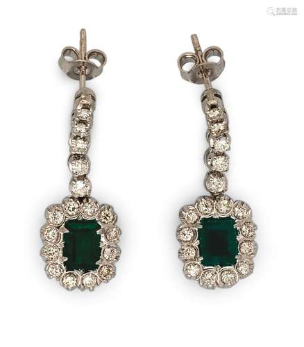 An emerald a diamond pendent earrings