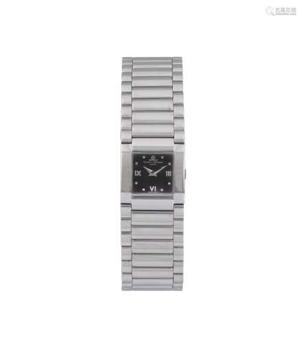 Baume & Mercier, Catwalk,  square, stainless steel lady’s quartz wristwatch with an integrated stainless steel Baume & Mercier bracelet with double deployant clasp. Accompanied by the original box and Guarantee. Made circa 2000's.