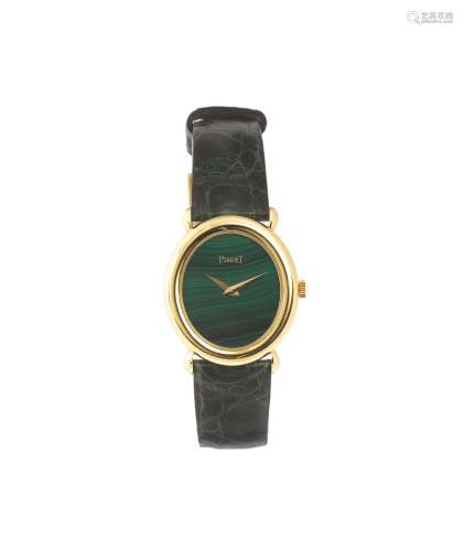 PIAGET, case No. 377261, Ref. 9812, 18K yellow gold lady's wristwatch with an 18K yellow gold buckle. Made in the 1990's.