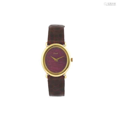 PIAGET, case No. 377263, Ref. 9812, 18K yellow gold lady's wristwatch with an 18K yellow gold buckle. Made in the 1990's.