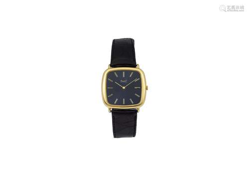 PIAGET, Ref. 97722, 18K yellow gold wristwatch with an original gold buckle. Made circa 1970