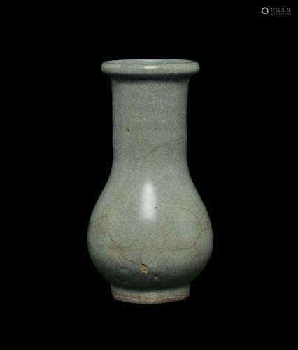 A glazed stoneware vase, China, Southern Song Dynasty (1127-1279)