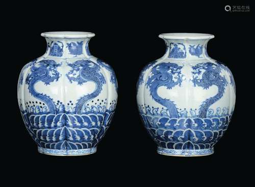 A pair of blue and white vases with dragons, China, Qing Dynasty, 19th century