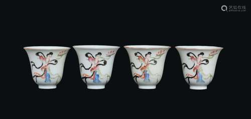 Four polychrome enamelled porcelain cups depicting Guanyin with lotus flower, China, Qing Dynasty, Daoguang Mark and of the Period (1821-1850)