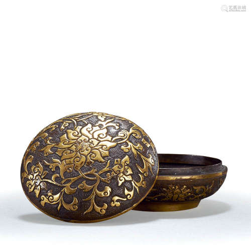 明    铜鎏金「缠枝莲」纹圆盖盒