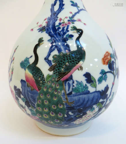 Yongzheng Long Neck Vase