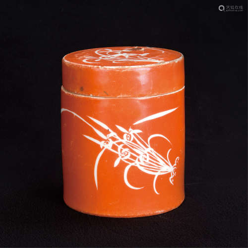 珊瑚釉盖罐