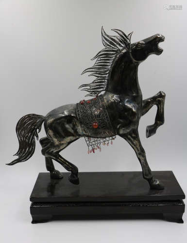 Silver Horse w/ Stone Deco