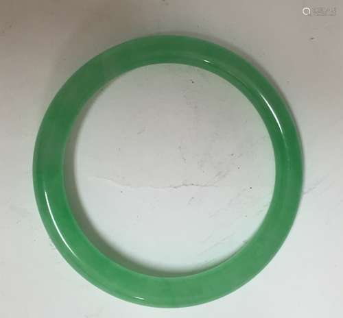 Chinese Jadeite Bangle