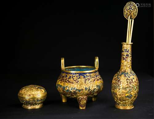 CHINESE GILT BRONZE ENAMEL THREE PIECES SET