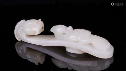 CHINESE WHITE JADE DRAGON BELT HOOK