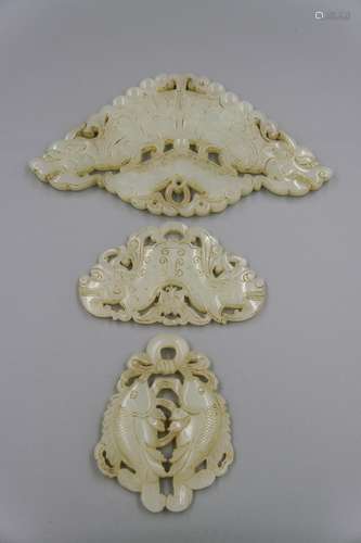 GROUP OF 3 WHITE JADE PENDANTS