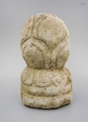 16TH C. STONE CARVED PAGODA FINIAL IN LOTUS FLOWER