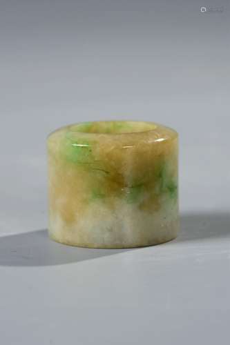 Chinese Qing Jadeite Thumb Ring