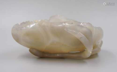 CHINESE AGATE CARVED LOTUS LEAVE WATER COUPE