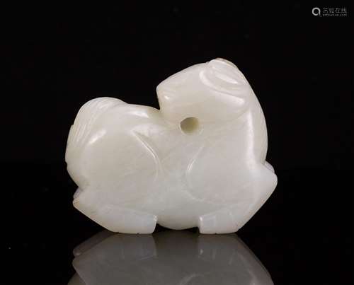 CHINESE WHITE JADE CARVING OF A HORSE