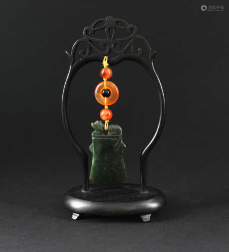 A Bunch of Ancient He-tian Green Jade Pendant and Agate
