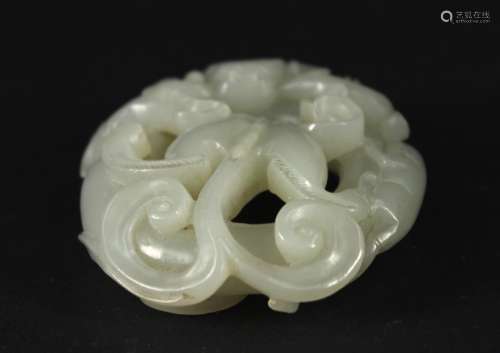 He-Tian White Jade Carved Dragon Middle of Qing Dynasty
