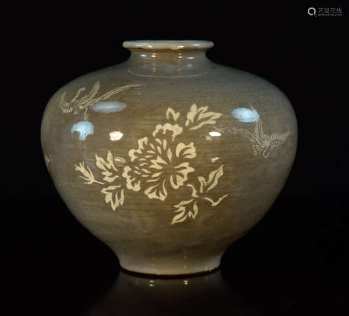 Japanese Studio Porcelain Vase with Peony and Bird Scene