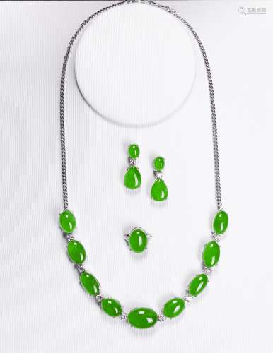 A Set Of Beautiful Translucent Bright Apple Green Jadeite Necklace, Earrings And Ring