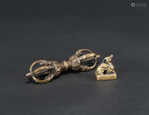 Qing-A Gilt-Bronze Vajvakilakas And Gilt-Bronze Beast Seal