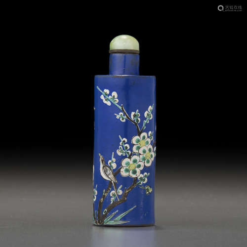 1800-1860年 蓝地釉彩喜上梅梢图鼻烟壶