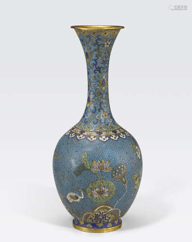 A cloisonné enameled bottle vase 18th/19th century