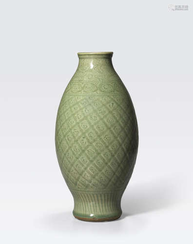 A Longquan celadon glazed ovoid vase 15th/16th century