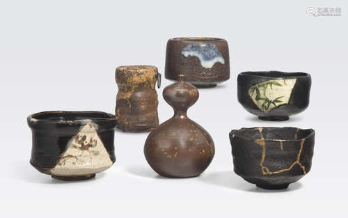 A group of tea ceremony vessels