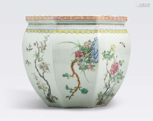 A famille rose octagonal jardinière Late Qing/Republic period