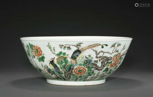 A famille verte enameled bowl 19th century