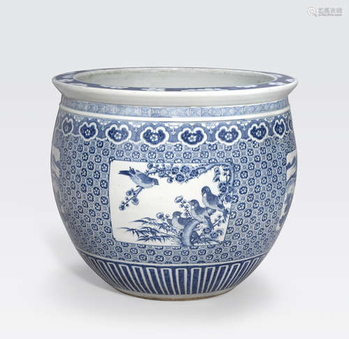 A large blue and white jardinière Late Qing/Republic period