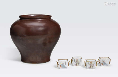 A set of four polychrome enameled wine cups with handles Guangxu marks, Republic period