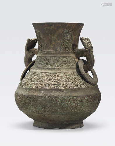 A large archaistic ritual wine vessel with animal mask Qing dynasty