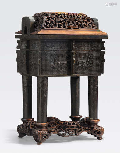 An archaistic cast bronze ritual vessel, fang ding 19th century