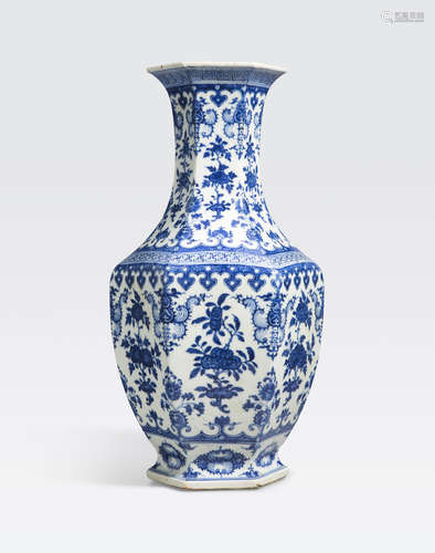 Blue and white hexagonal sectioned vase Qianlong mark, late Qing/Republic period