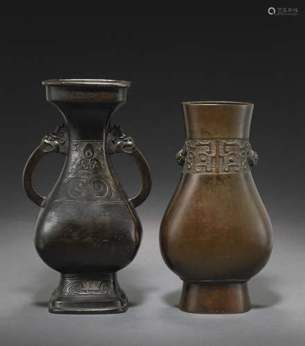 Two cast bronze vessels Qing dynasty