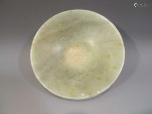 ANTIQUE CHINESE CARVED HETIAN JADE BOWL - QING DYNASTY