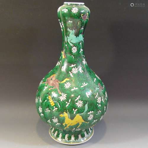 CHINESE ANTIQUE FAMILLE VERTE SANCAI PROCELAIN GARLIC VASE 19TH CENTURY