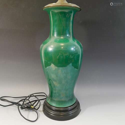 LARGE GREEN CRACKLE GLAZE PORCELAIN VASE - 19TH CENTURY