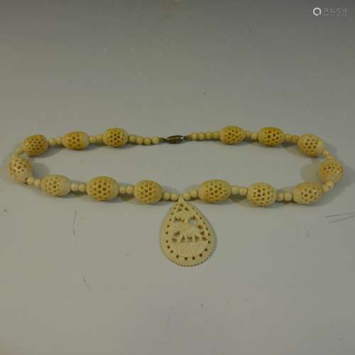 CHINESE CARVED ROUND BEADS PENDANT & NECKLACE