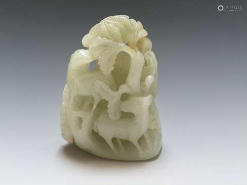 A CELADON JADE RETICULATED ‘DEER’ FINIAL  18TH CENTURY